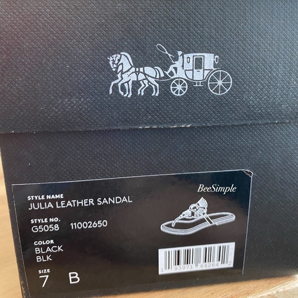 Coach Julia Sandal - Picture 6 of 9